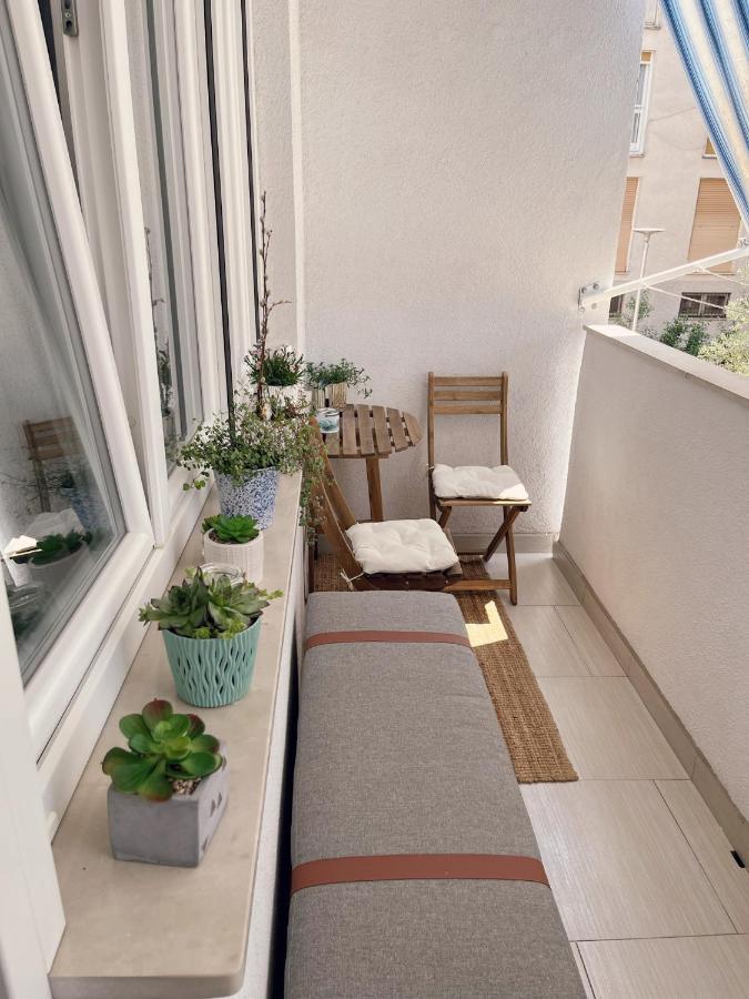 Apartamento Emili Zadar Exterior foto
